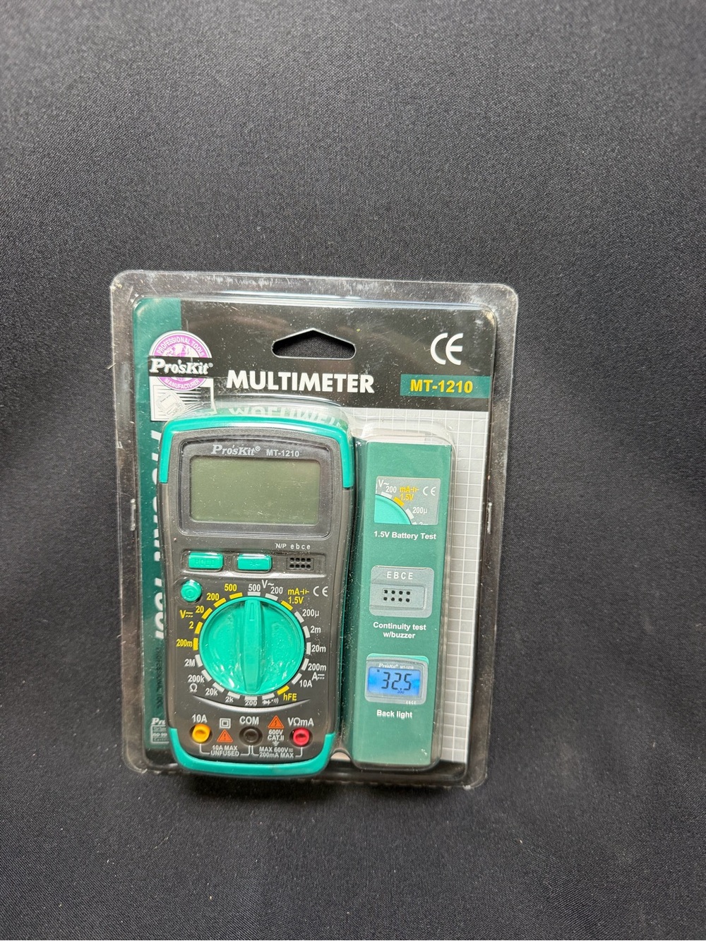 Pro'sKit MT-1210 Digital Multimeter in Teal/Black